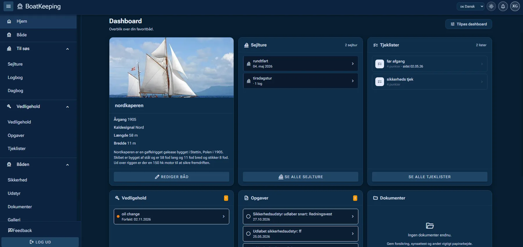 BoatKeeping dashboard i mørkt tema
